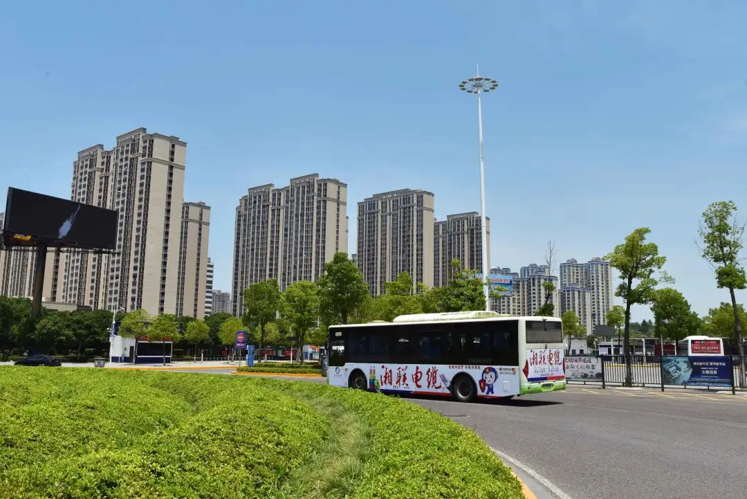 品牌煥新，夏日啟航 岳陽(yáng)登場(chǎng)，未來(lái)可期 #安全用電你我湘聯(lián)